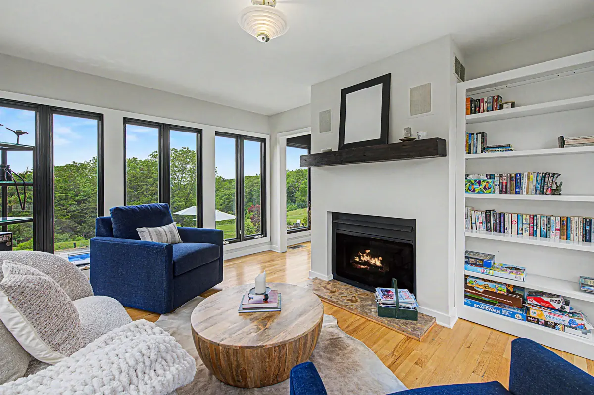 Four-season room with fireplace